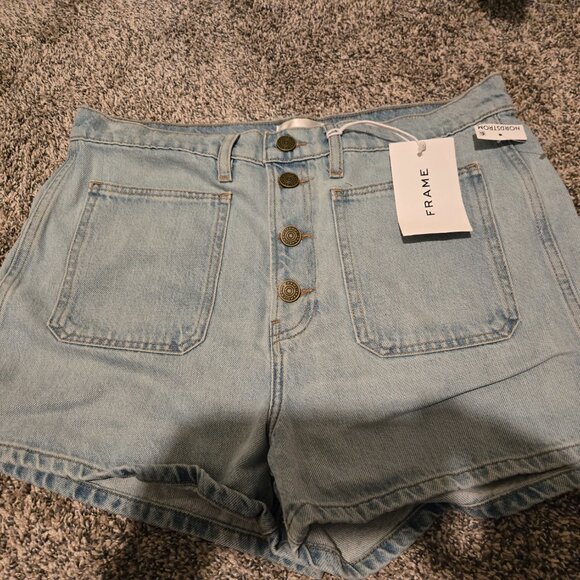 NWT Frame Le Bardot Exposed Button Jean Shorts Trevi Light Blue Wash 30 - Picture 2 of 5